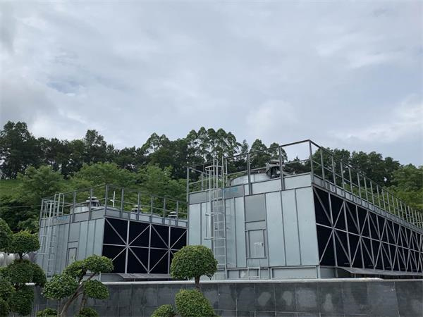 夏季玻璃鋼冷卻塔如何清理,不銹鋼水塔怎么清洗