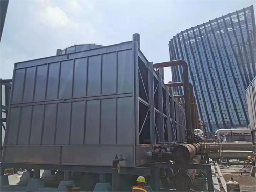 玻璃鋼冷卻塔噴霧器可以在運(yùn)行中霧化數(shù)平方米的冷卻水,圓形玻璃鋼冷卻